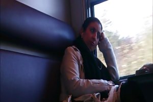 من بازی با برآمدگی او مانند لبخند مهبل انجمن