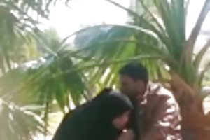 پاکستان ضربه فیلم های پورنو کار و حرکت تند و سریع تا زمانی که در پارک عمومی انجمن دختر کوچولو