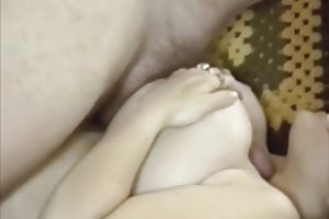 تازه کار با پستان بزرگ مادر و دانلود فیلم ممنوع جهان