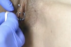 افقی سوراخ کردن کاپوت چوچوله تماشای پورنو وابسته به عشق شهوانی