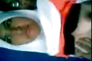 دختر آسیایی انگشتی پورنو سخت, ماشین